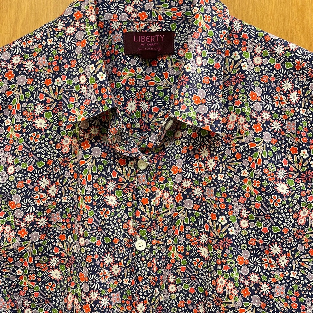 Women’s J Crew shirt